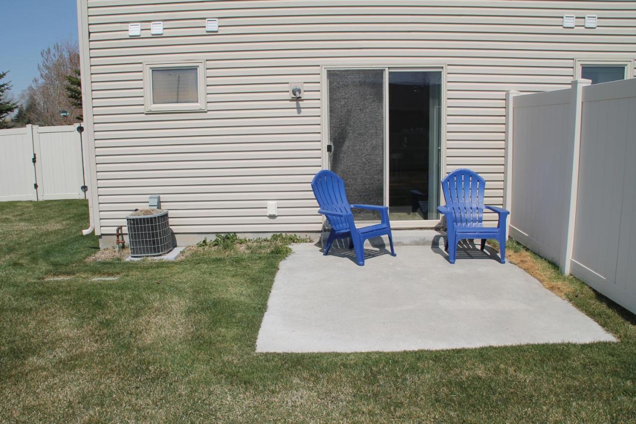 3 Queen Beds, 1 Twin Bed, 2 Rooms, 1 And A Half Bath, Self Check-In, Flexcation Equipped Idaho Falls Exterior foto